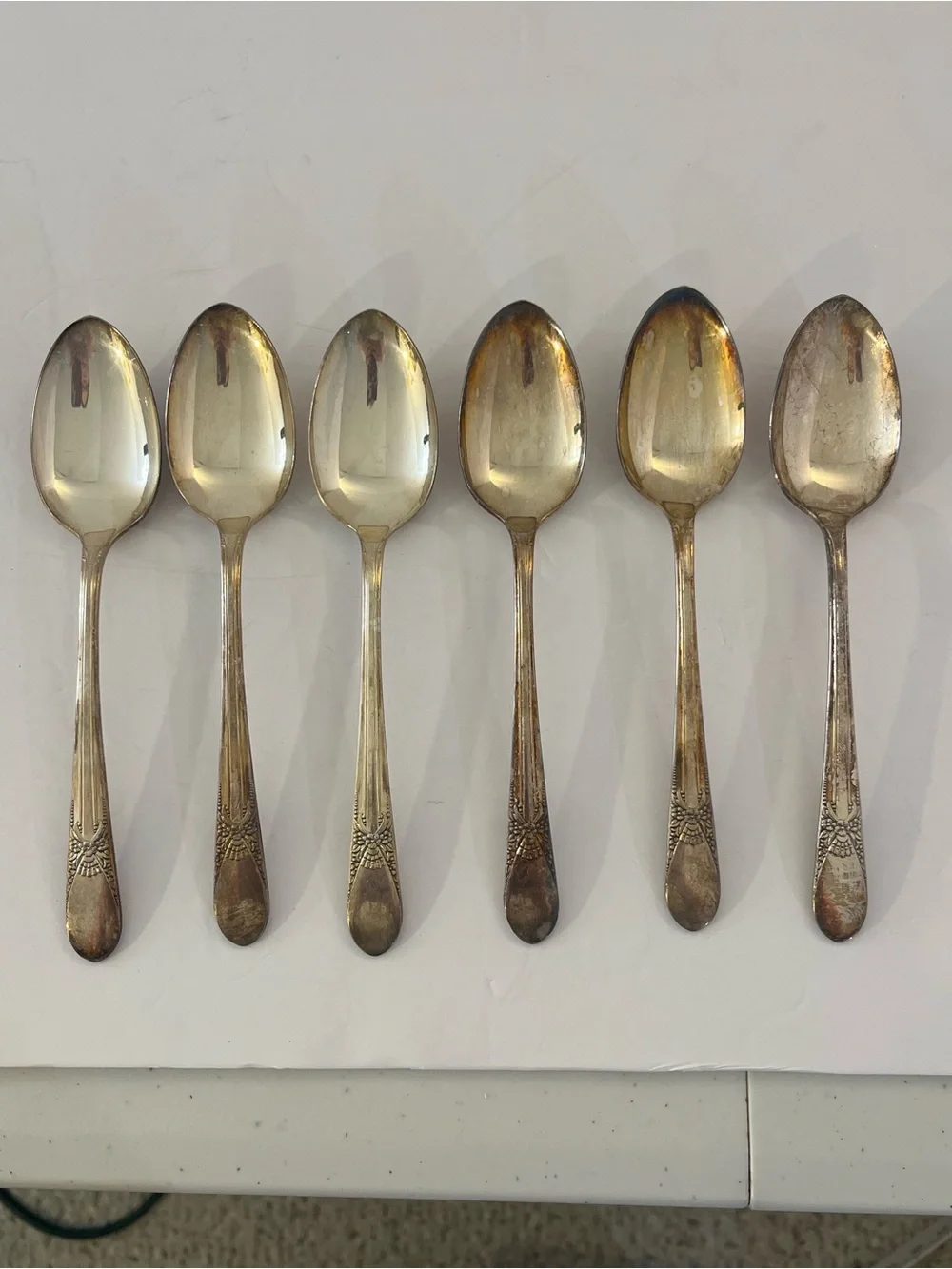 Wm Rogers IS Silver-plated Flatware Set 20 Pieces 1940 Beloved w/Guarantee Paper